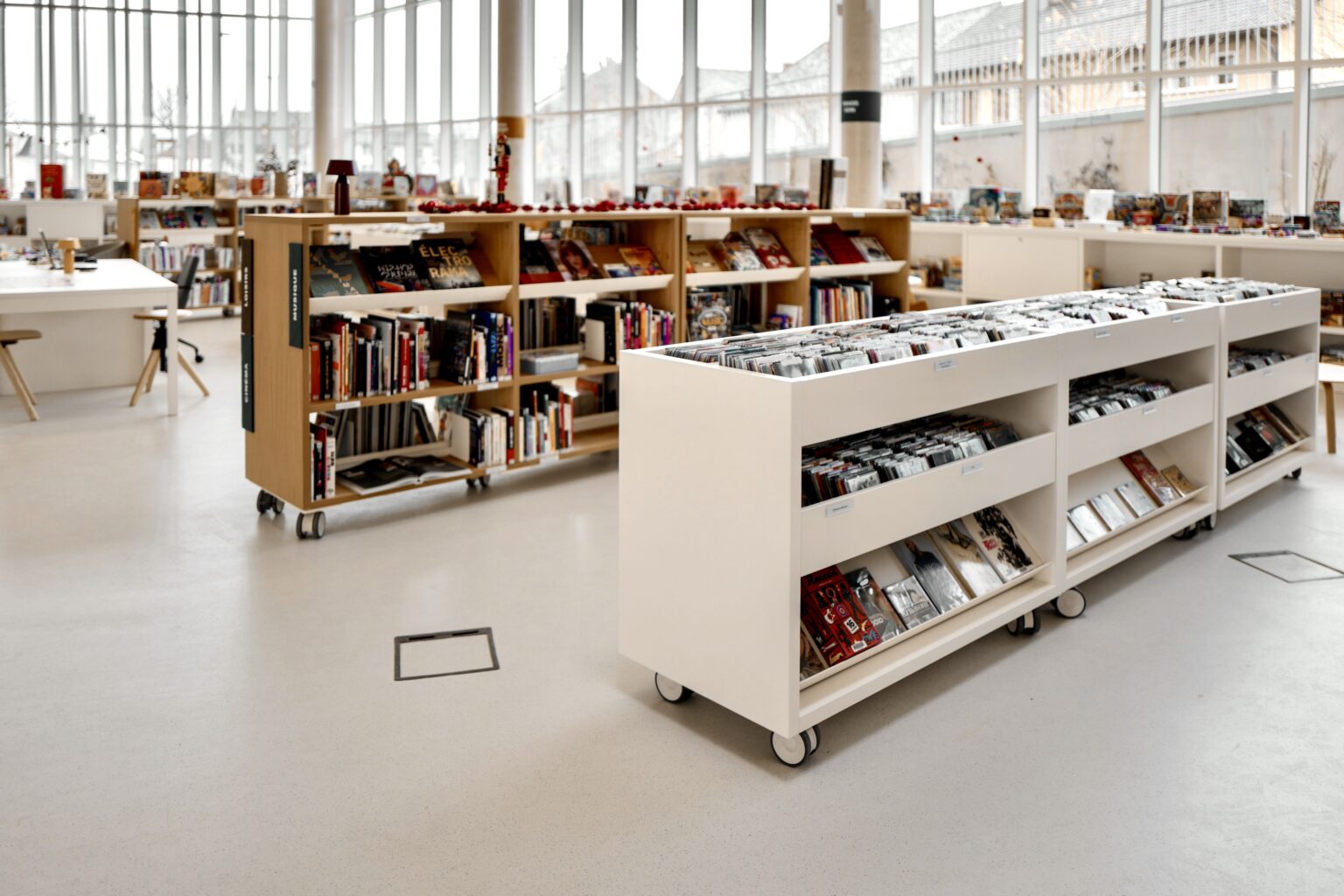 NAY-MEDIATHEQUE-08 2